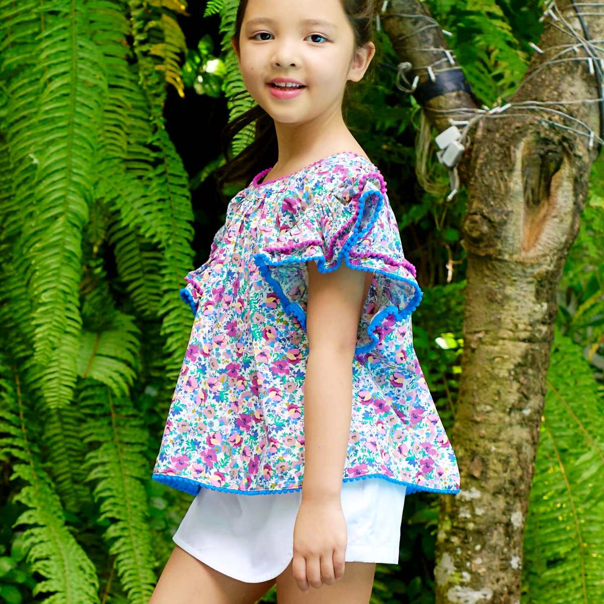 Blouse Été Fleurie Fille | Violette et Bleu Roi | Manches Papillons | BUTTERFLY